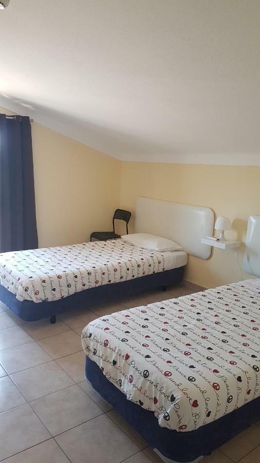 Guest house Yaholidays *